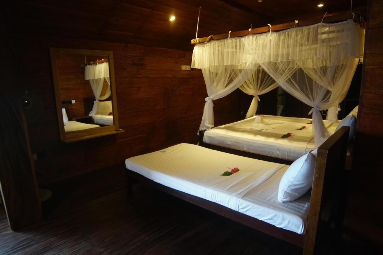 Turtle Bay Beach Resort Mirissa Kültér fotó