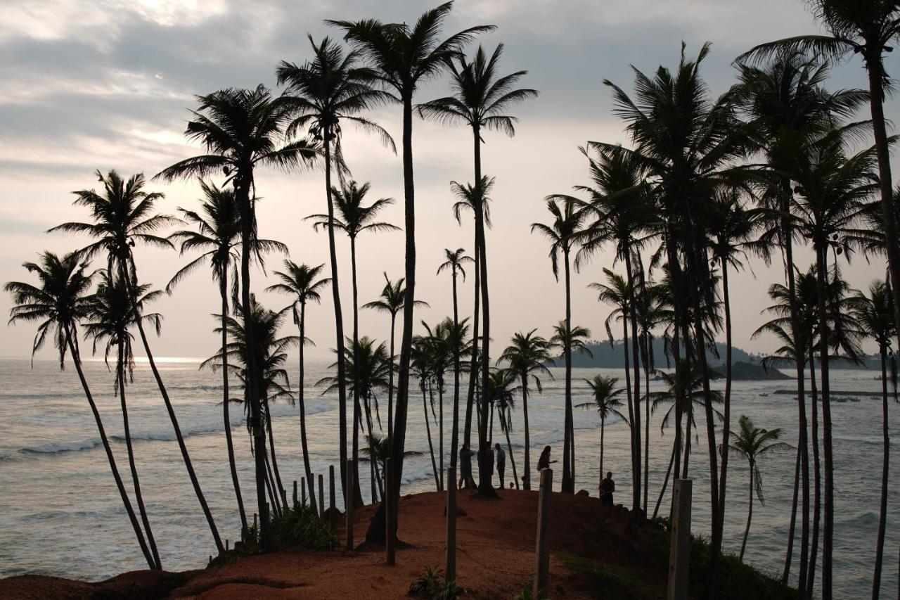 Turtle Bay Beach Resort Mirissa Kültér fotó