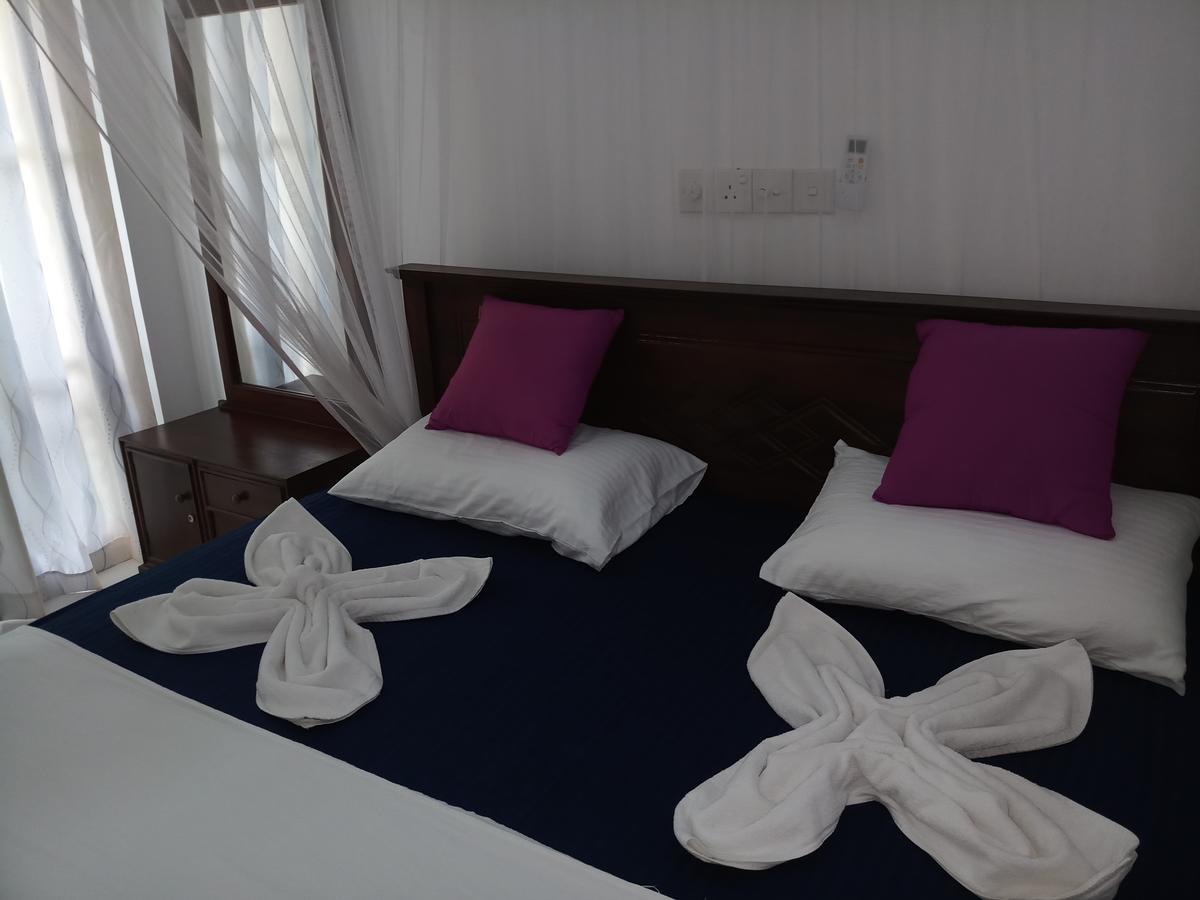 Turtle Bay Beach Resort Mirissa Kültér fotó